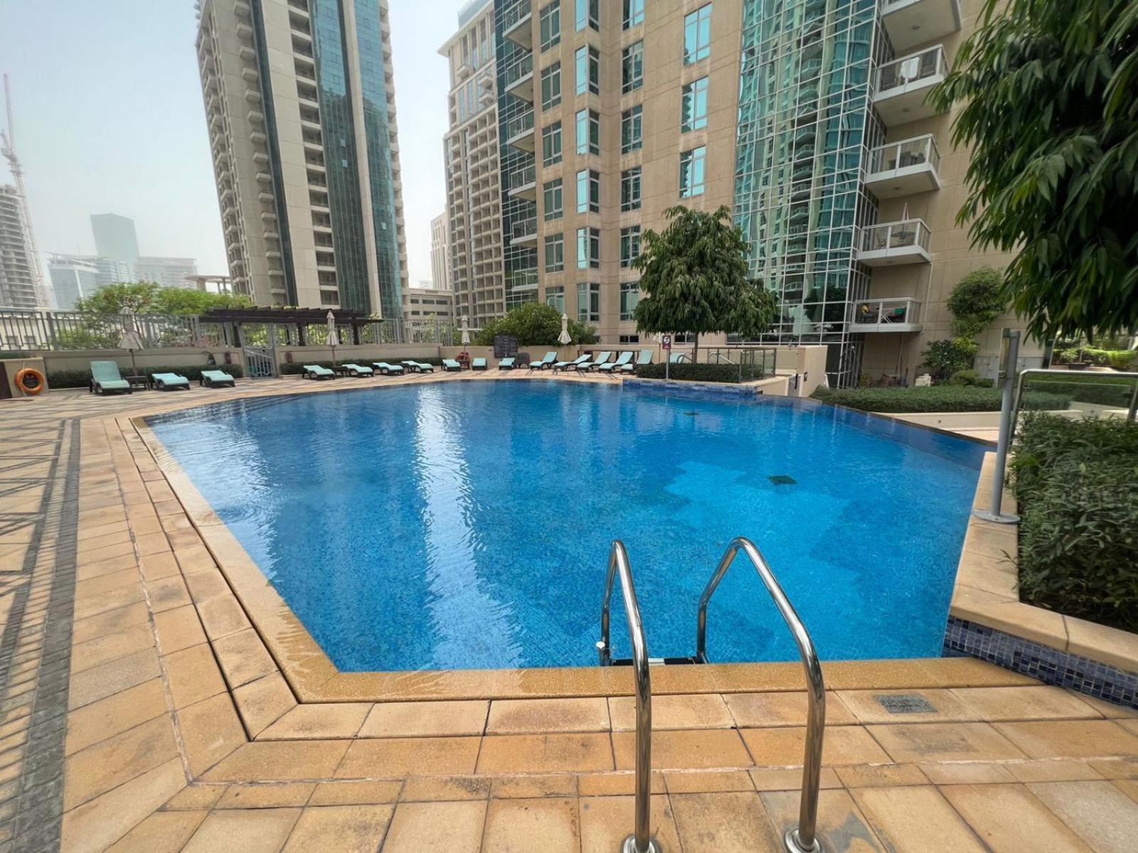 First Class 2Br With Full Burj Khalifa And Fountain View Дубай Экстерьер фото