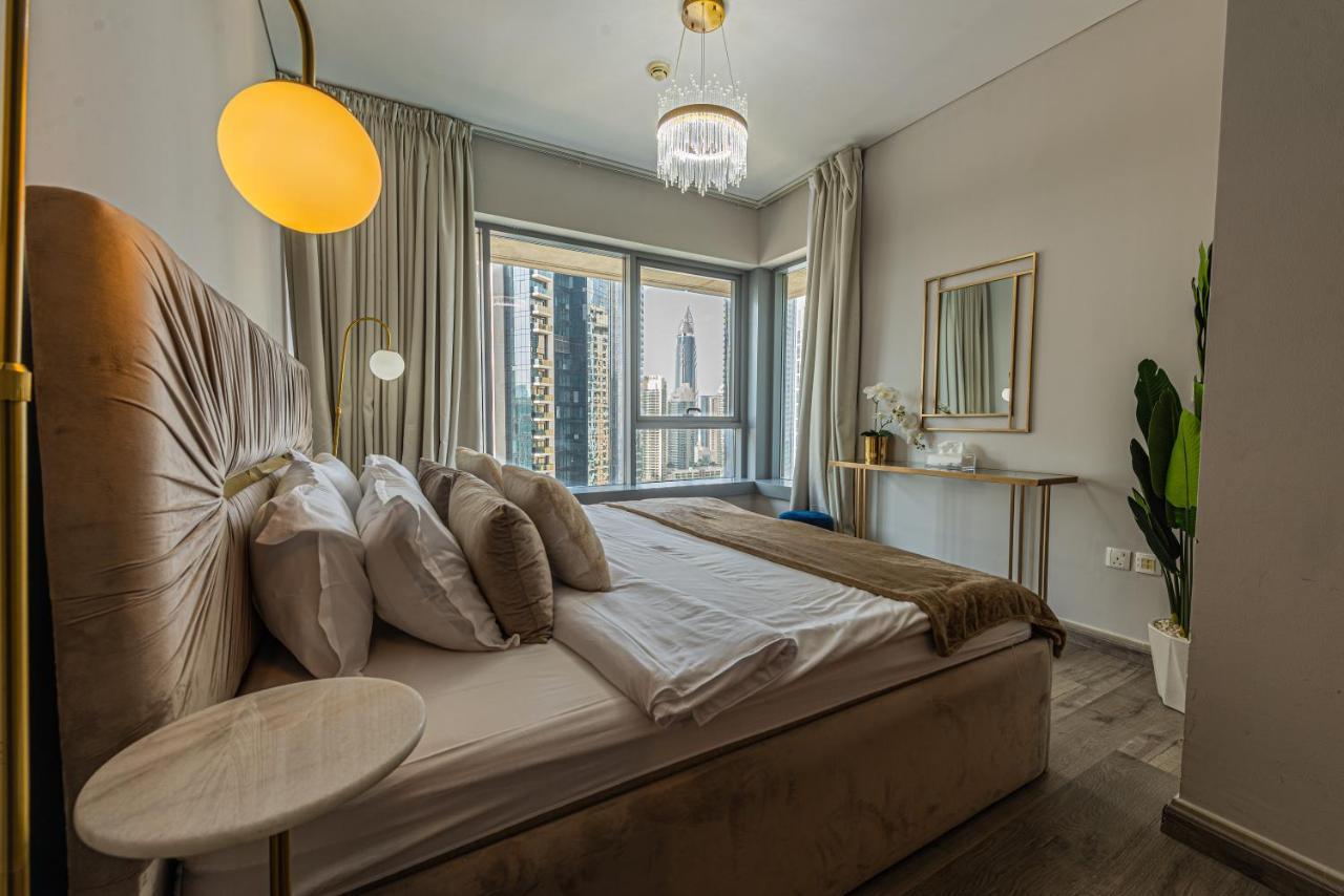 First Class 2Br With Full Burj Khalifa And Fountain View Дубай Экстерьер фото